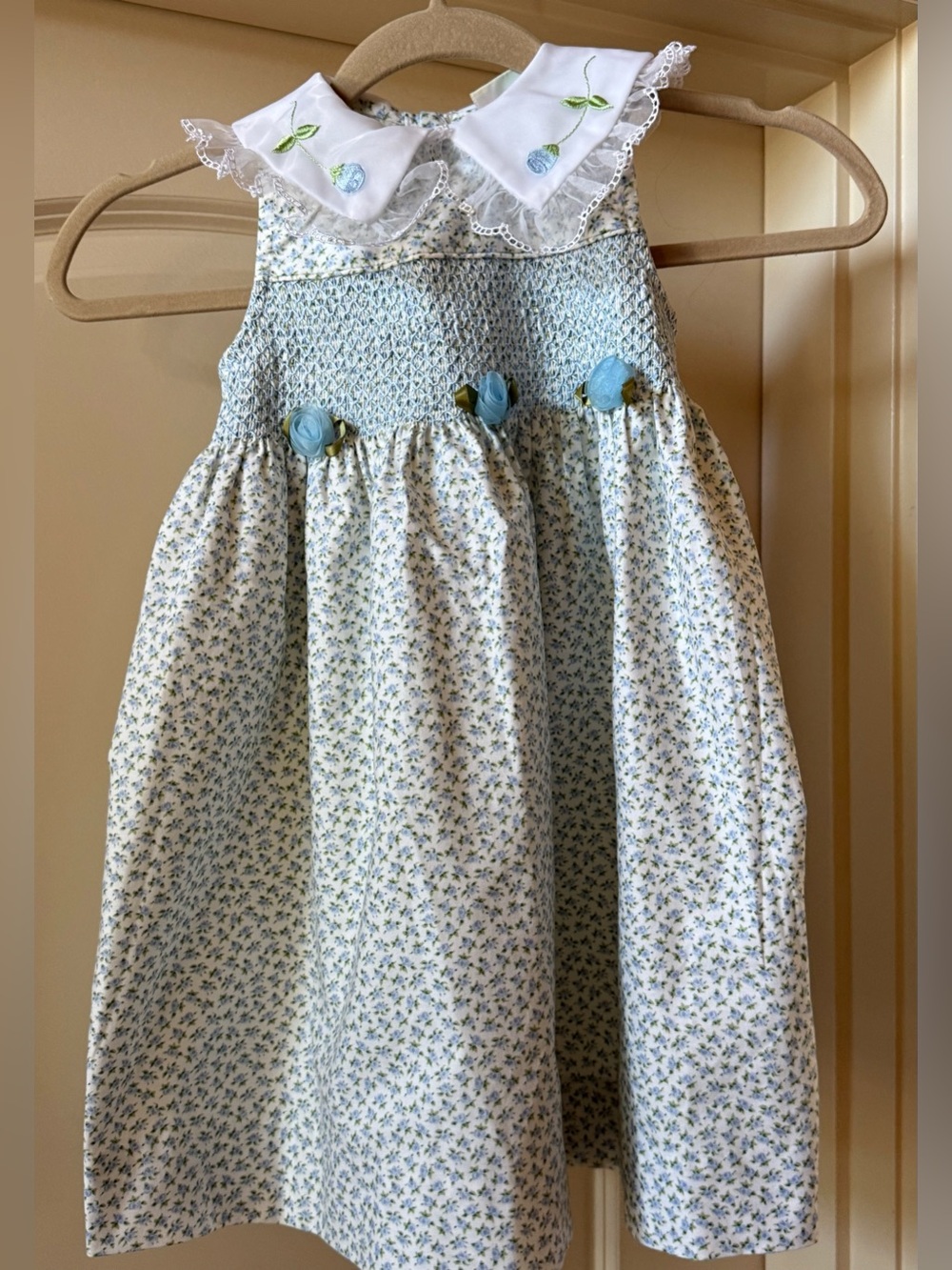 Blue Floral Smocked Girls' 4T Dress with Embroidered Lace Trimmed Collar Cottage